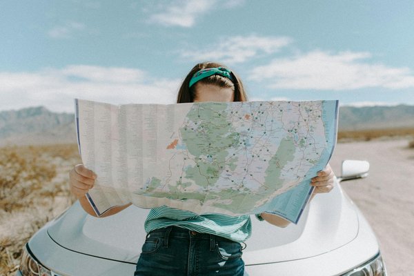 Comment les nouvelles technologies de navigation adaptative réduisent-elles les temps de trajet?