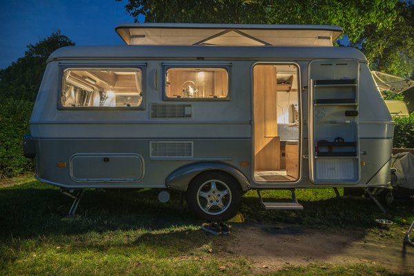 Comment choisir un système de gestion de l'énergie pour une maison mobile?
